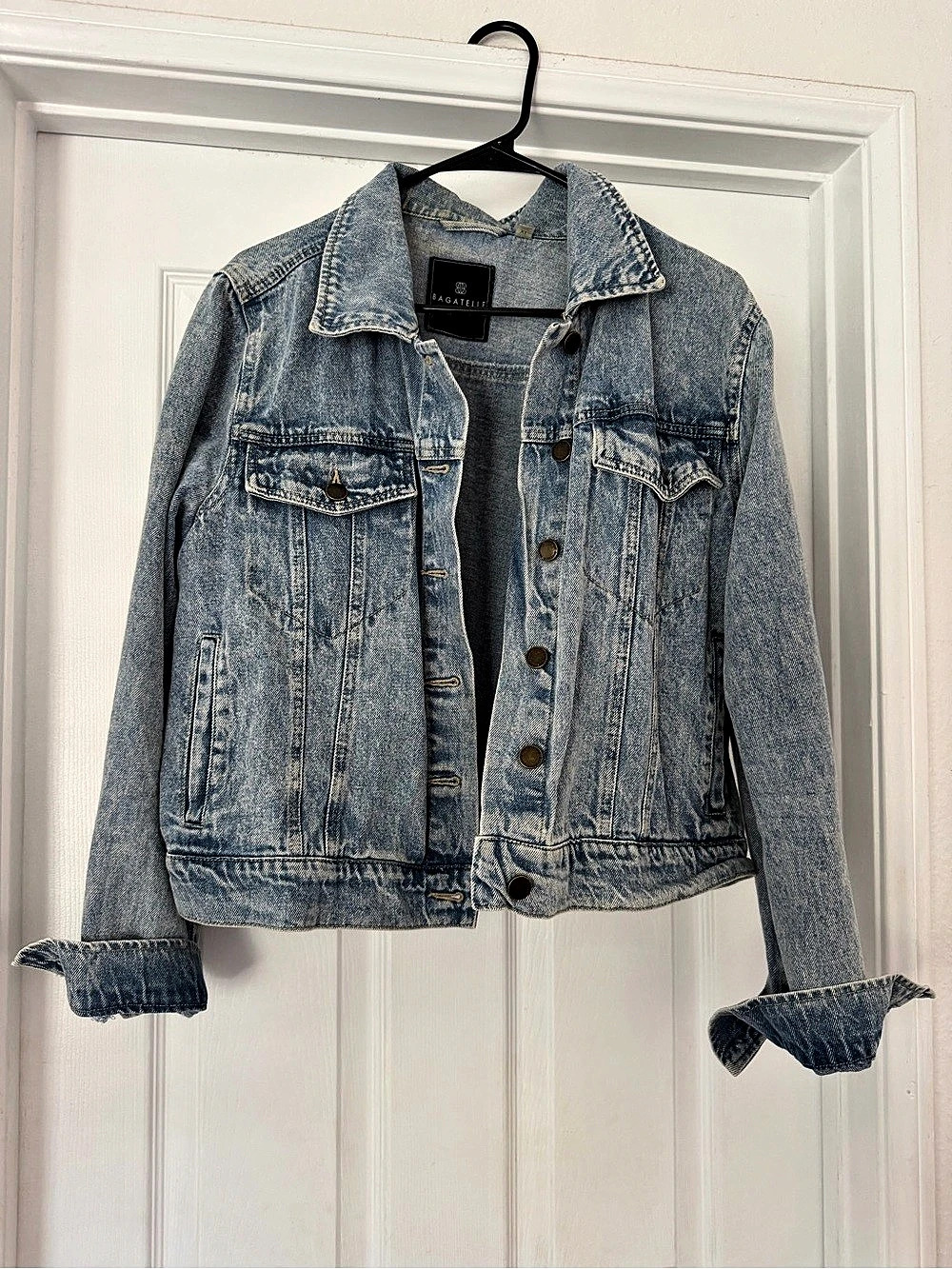 Bagatelle Women's Denim Jacket in Blue Like New